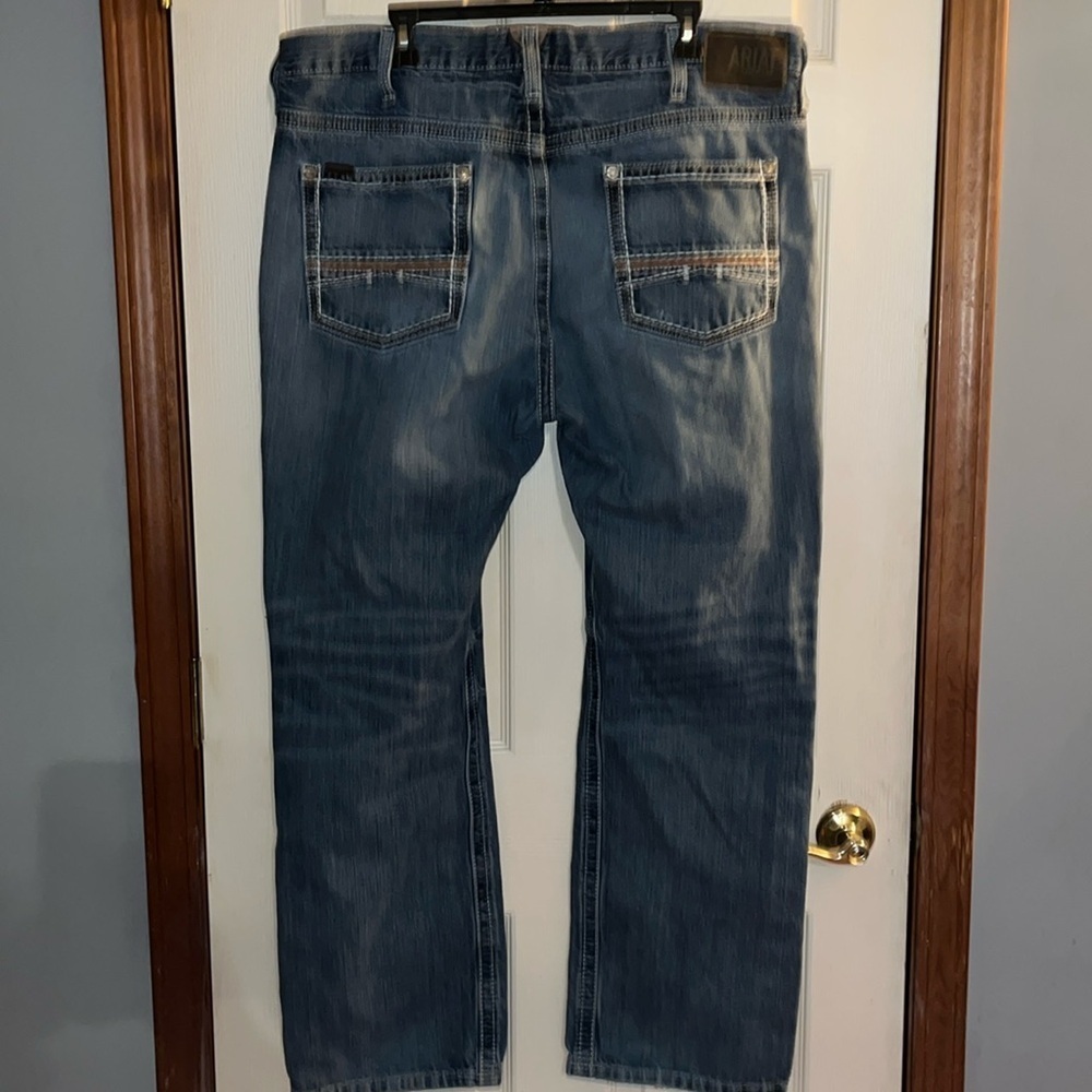 Ariat-40/32-blue-Durango-relaxed boot cut M4-thick stitch,light distressed jeans